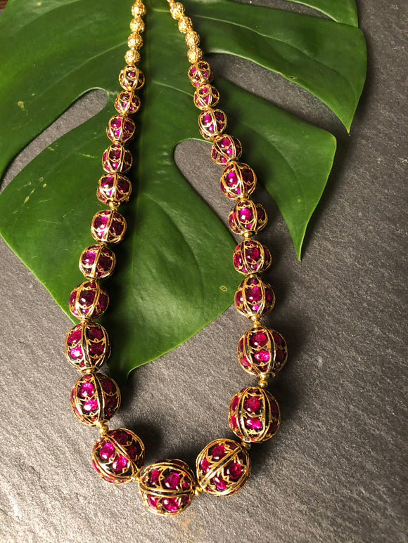 ROOHI GOLD FOIL NECKLACE